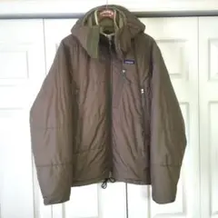 2026年最新】パタゴニア パフジャケット カーキの人気アイテム - メルカリ