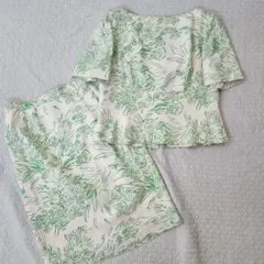 AKRIS　セットアップ　スカート　カットソー