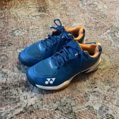 YONEXパワークッションチーム テニスシューズ 青/オレンジ　24.5cm