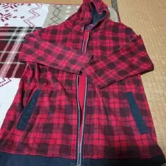 Hollister 赤黒チェックパーカー