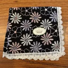 TOCCA 花柄刺繍 ハンカチ 黒　タグ（シール）付き