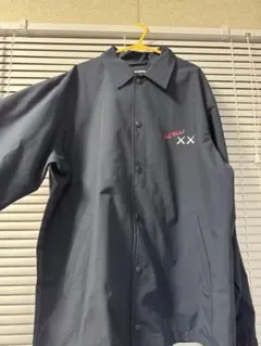 専用 ユニクロ KAWS Andy Warhol コーチジャケット 紺L