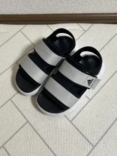 アディダス 厚底 サンダル 18cm
