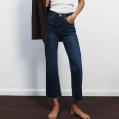 新品 タグなし ZARA クロップド ジーンズ EU 40のサムネイル