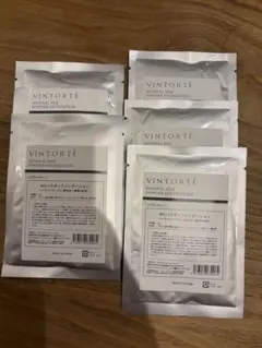 VINTORTÉ ミネラルシルクパウダーファンデーション 5個セットのサムネイル