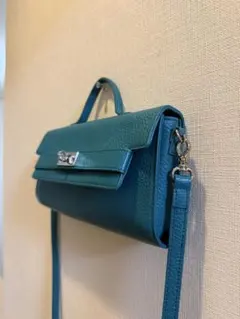 ターコイズ レザー フラップショルダーバッグ