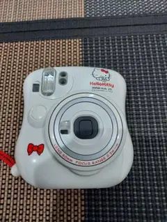 Hello Kitty instax mini 25 本体