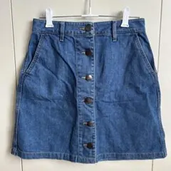 デニムミニスカート メタルボタン　台形　カジュアル　シンプル　可愛い　綺麗め