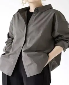 新品　 Zootie 汗しみないベーシックシャツ 長袖Mサイズ　チャコールグレーのサムネイル