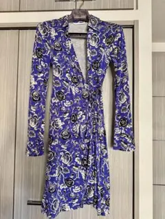 ダイアンフォンファステンバーグ ラップドレス 柄　上品 シルク サイズ4