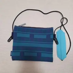 2026年最新】familiar ショルダーバッグの人気アイテム - メルカリ