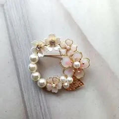 No.892ブローチM 桜のパールつきブローチ　ハレの日