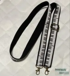 ショルダー紐　鍵盤 リボン　アンティークゴールド