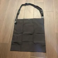 ISSEY MIYAKE ショルダーバッグ ブラックのサムネイル