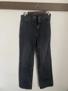 COS COLUMN ブラックストレートデニムのサムネイル