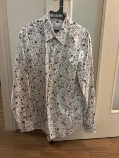 【最終値下げ】Paul Smith 長袖シャツ 花柄 ホワイト ブラックのサムネイル