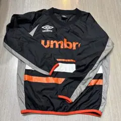 umbro ピステ・ウィンドブレーカー 黒・オレンジ　130 サッカー　キッズ