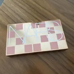 NARS アフターグロー イリジスタブル アイシャドウパレットのサムネイル