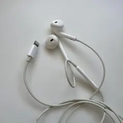Apple純正イヤホン　有線