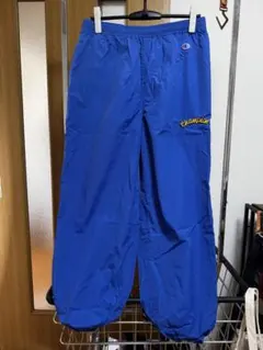 Champion チャンピオン ナイロンパンツ ブルー 刺繍ロゴ シャカシャカ