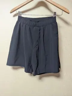lululemon ブラックショーツ XSのサムネイル