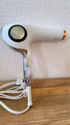 ReFa ビューテックドライヤープロ ホワイト ジャンク品 - メルカリ