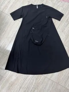 THOUSAND MILE 今季2026ssパフスリーブ OP 花柄ブラック新品 THOUSAND MILE 今季2026ssパフスリーブ OP 花柄ブラック新品 - メルカリ