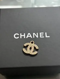 CHANEL CCロゴチャーム