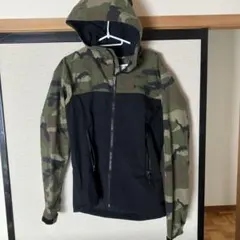 Columbia マウンテンパーカー M 迷彩