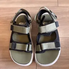 New Balance サンダル オリーブ/ブラック