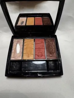 ディオール　アイシャドウ　002