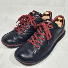 Item thumbnail for item 46999680-306b-45e6-ad4a-60155f24dd73