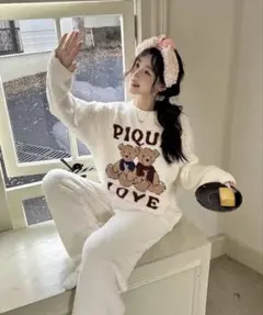 ホリデイ テディベア柄　ルームウェア ジェラピケ パジャマ 上下セット ホワイト