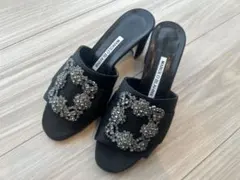 MANOLO BLAHNIK ビジュー フラットシューズ　37.5 マリア マノロブラニクMANOLOBLAHNIKビジューフラットシューズ37.5マリア