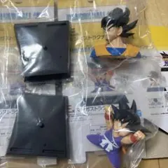 一番くじ ドラゴンボール 40th E賞 マンガストラクチャー 孫悟空　2点