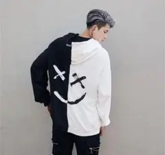 バイカラースマイルマークパーカー Lサイズ