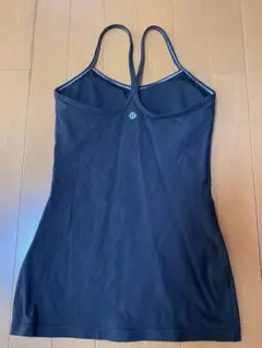 Lululemon 黒 スリムフィット タンクトップ