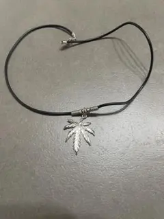 ネックレス 葉っぱ