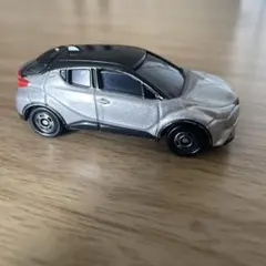 トミカ 94 トヨタ C-HR TOMY TOMICA ミニカー　乗り物　車のサムネイル