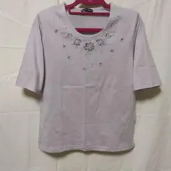 薄紫色 花柄刺繍 半袖Tシャツ