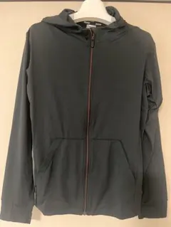 パーカー ランニングウェア