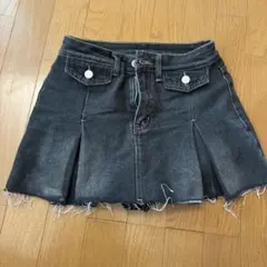 ダークデニム プリーツスカートのサムネイル