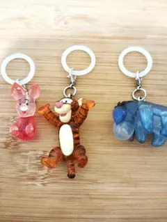 winnie the pooh　めじるしアクセサリー ピグレットティガーイーヨー