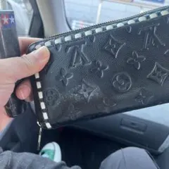 ノベルテ ブラック長財布