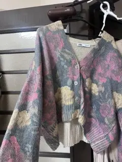ZARA フラワープリント ニットカーディガン