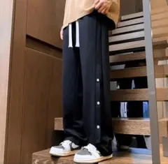 Item thumbnail for item b5fc991e-d2b2-4c7f-964f-8a3c3802e70c