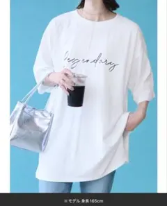 reca ビックTシャツ 筆記体 ロゴ 白のサムネイル