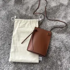 LOEWE ロエベ　ダイスポケット タンのサムネイル
