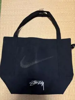 新品 STUSSY x NIKE トートバッグのサムネイル