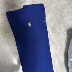 青色 R刺繍 長ソックス